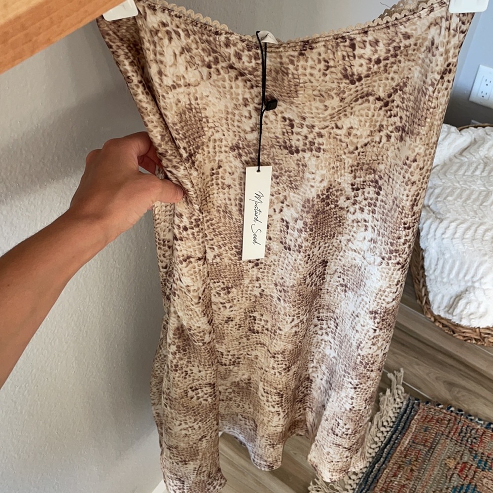 Python print silk skirt, midi length, size small